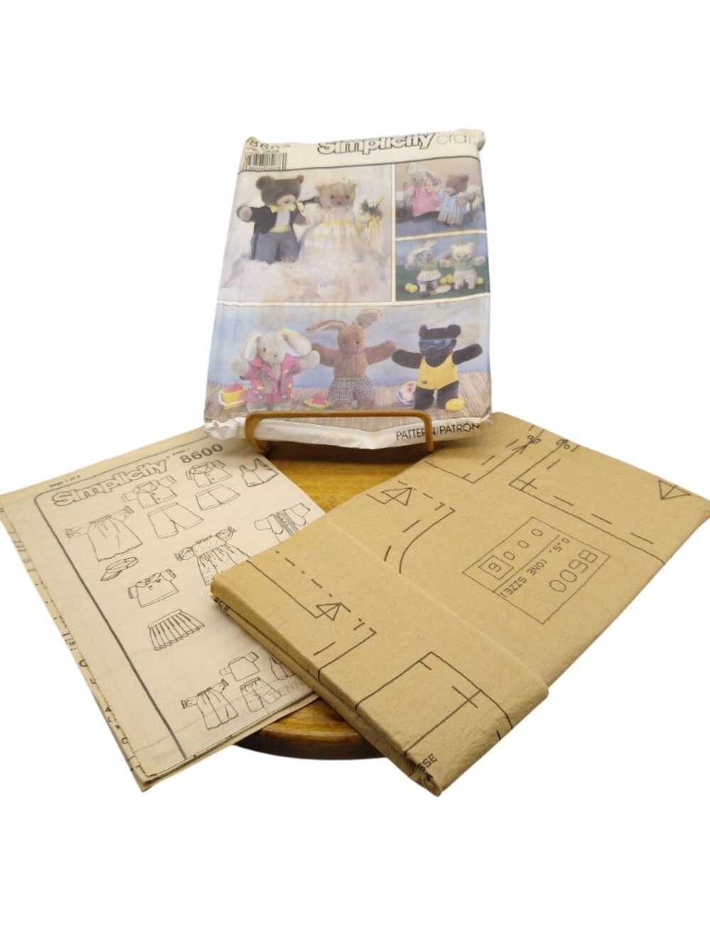 UNCUT Vintage Craft Sewing PATTERN Simplicity 8600, Bunny and Bear Clothes for 1 - Picture 3 of 3